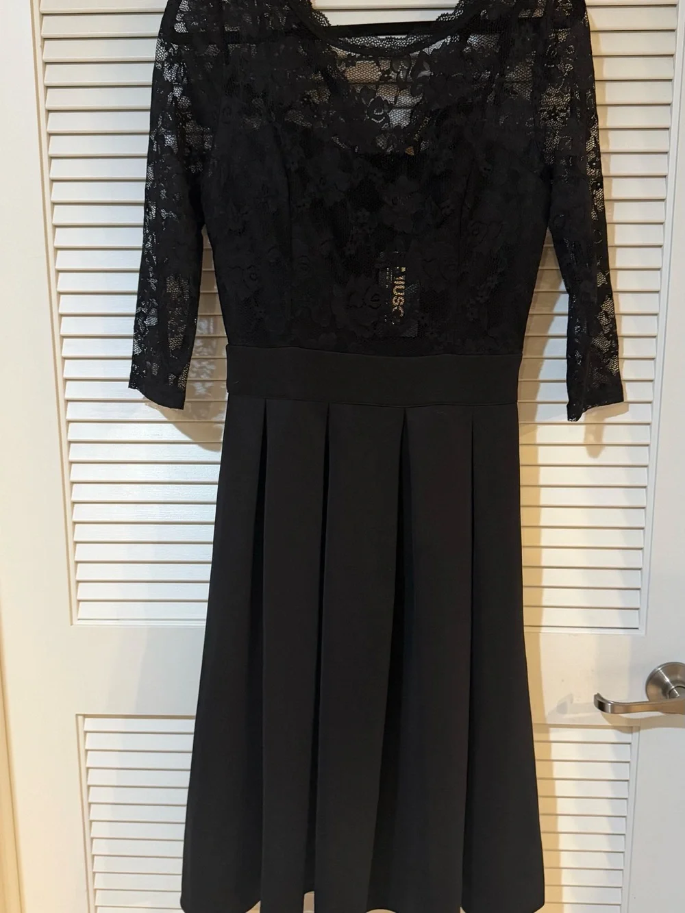 NWT MIUSOL Black Lace Pleated Fit & Flare Dress L